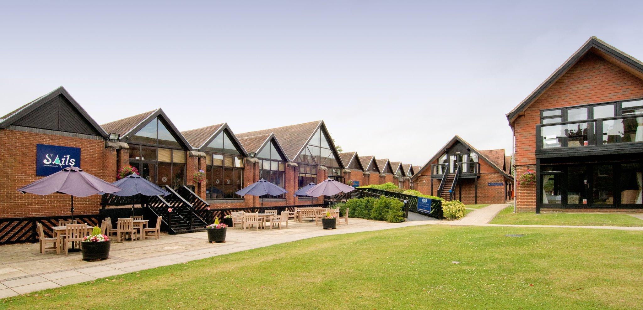 Macdonald Elmers Court Hotel Lymington Ngoại thất bức ảnh